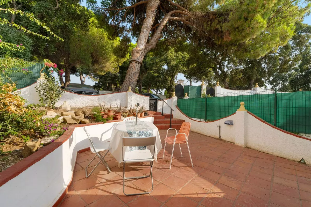 2-bedroom Town House In Marbella, Spain (95 M²)