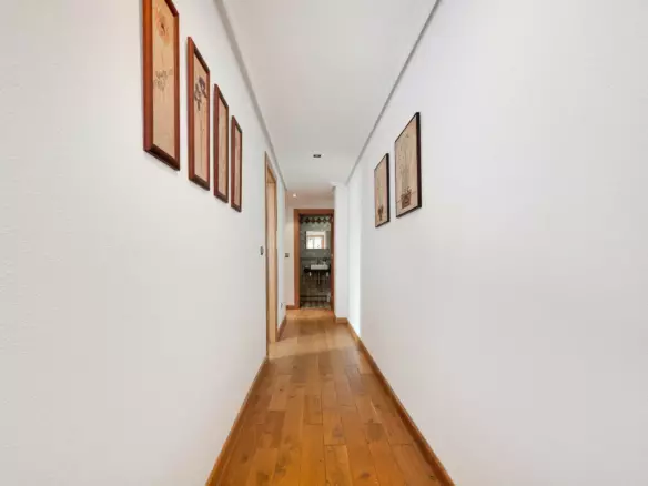 3-bedroom Apartment In Torrevieja, Spain (106 M²)
