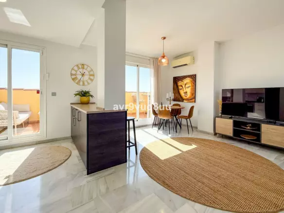 2-bedroom Apartment In Fuengirola, Spain (85 M²)