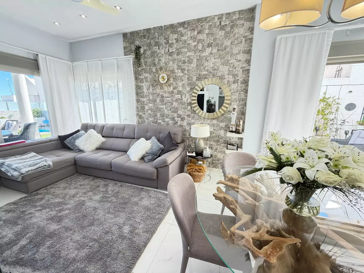 3-bedroom Villa In Orihuela, Spain (115 M²)
