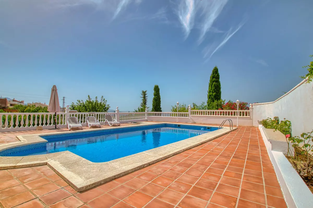 4-bedroom Villa In Periana, Spain (157 M²)