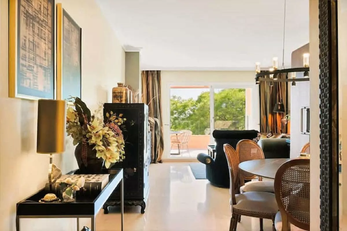 2-bedroom Apartment In Marbella, Spain (121 M²)