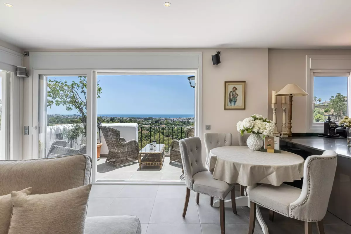 2-bedroom Apartment In Málaga, Spain (108 M²)