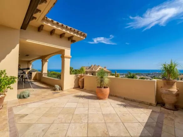5-bedroom Apartment In Marbella, Spain (361 M²)