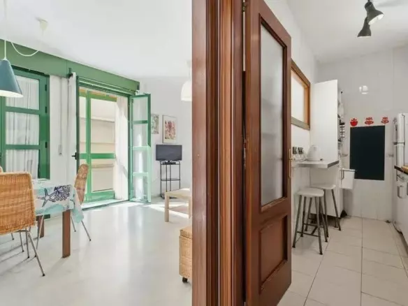 1-bedroom Apartment In Málaga, Spain (57 M²)
