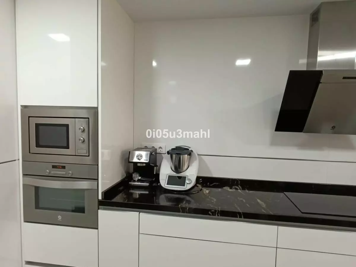 3-bedroom Apartment In Málaga, Spain (113 M²)