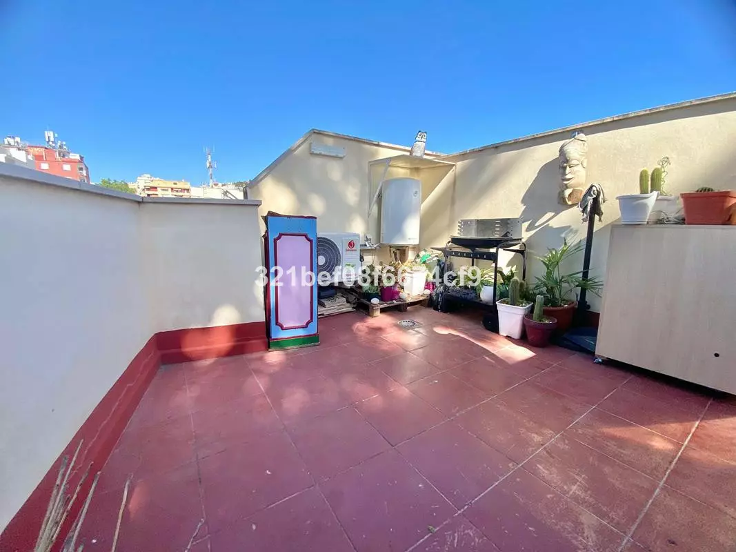 1-bedroom Apartment In Málaga, Spain (63 M²)