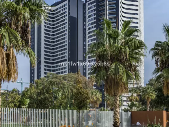 2-bedroom Apartment In Málaga, Spain (83 M²)