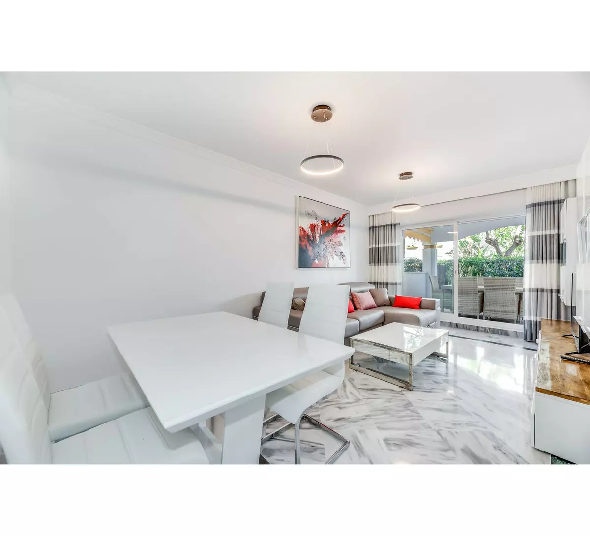 2-bedroom Apartment In Marbella, Spain (90 M²)