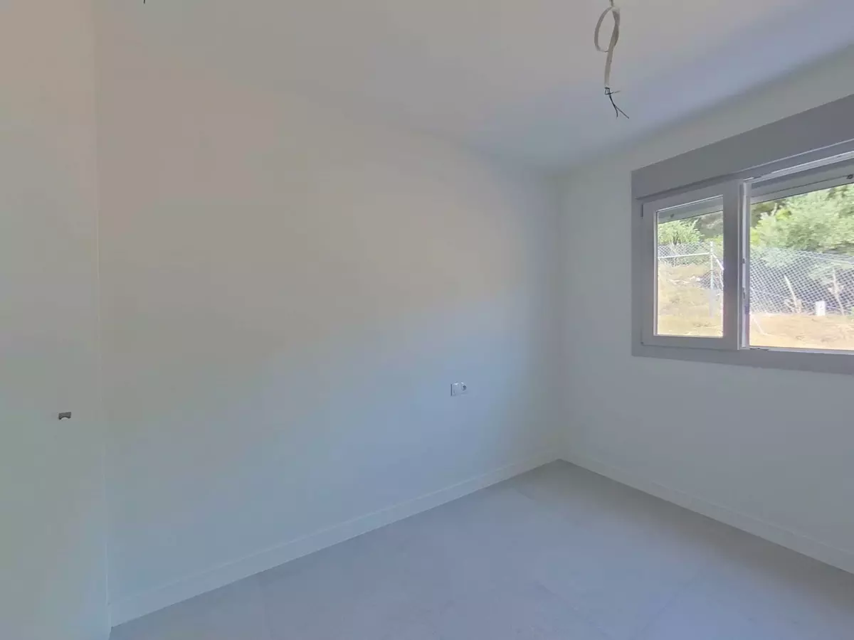 3-bedroom Apartment In Benalmádena, Spain (129 M²)