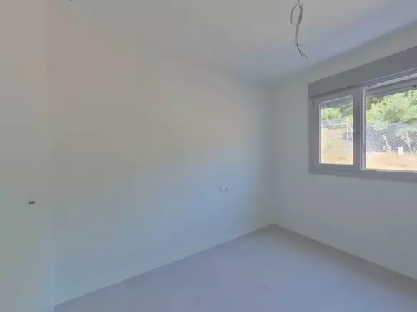 3-bedroom Apartment In Benalmádena, Spain (129 M²)