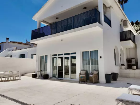4-bedroom Villa In Marbella, Spain (321 M²)