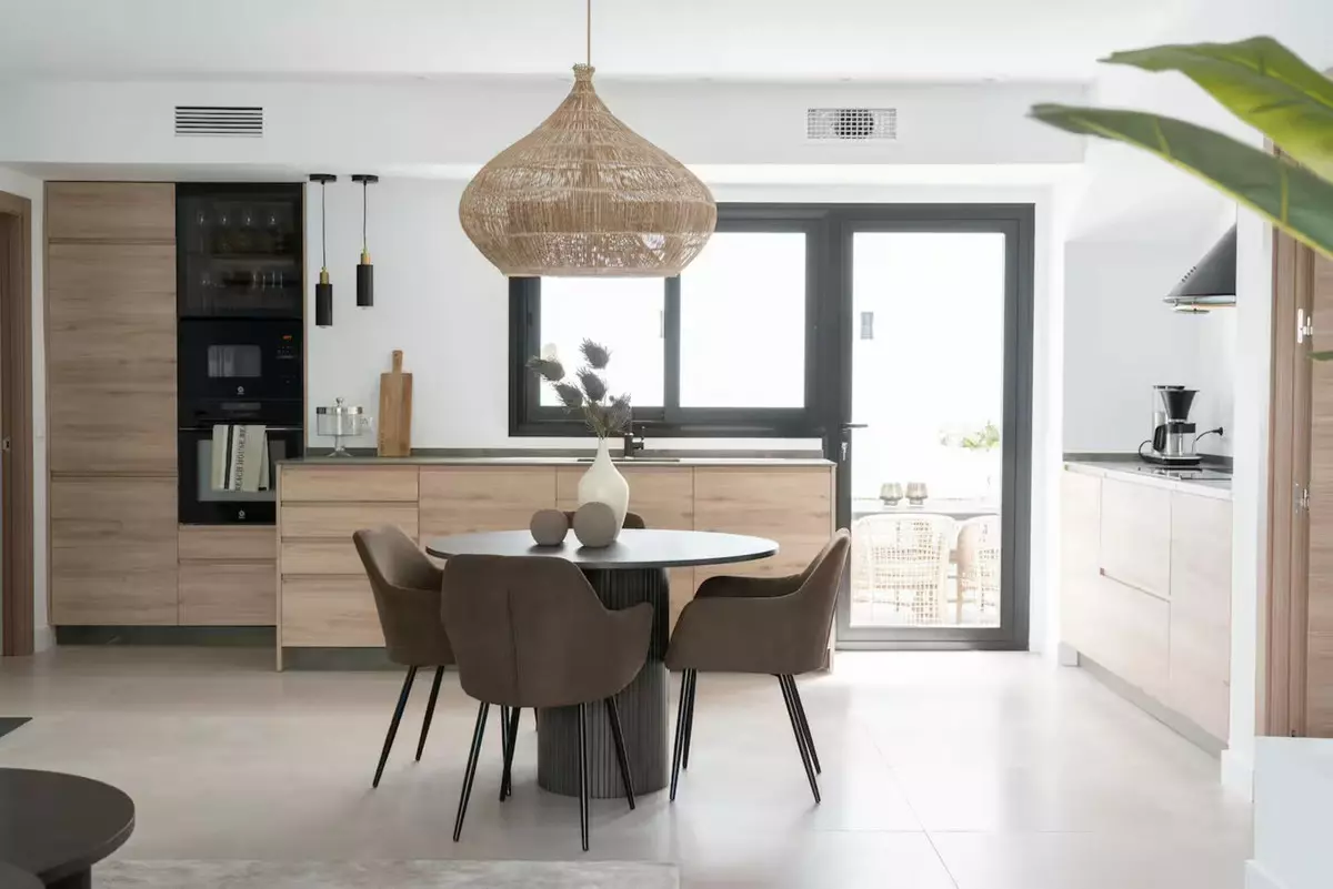 2-bedroom Apartment In Marbella, Spain (95 M²)