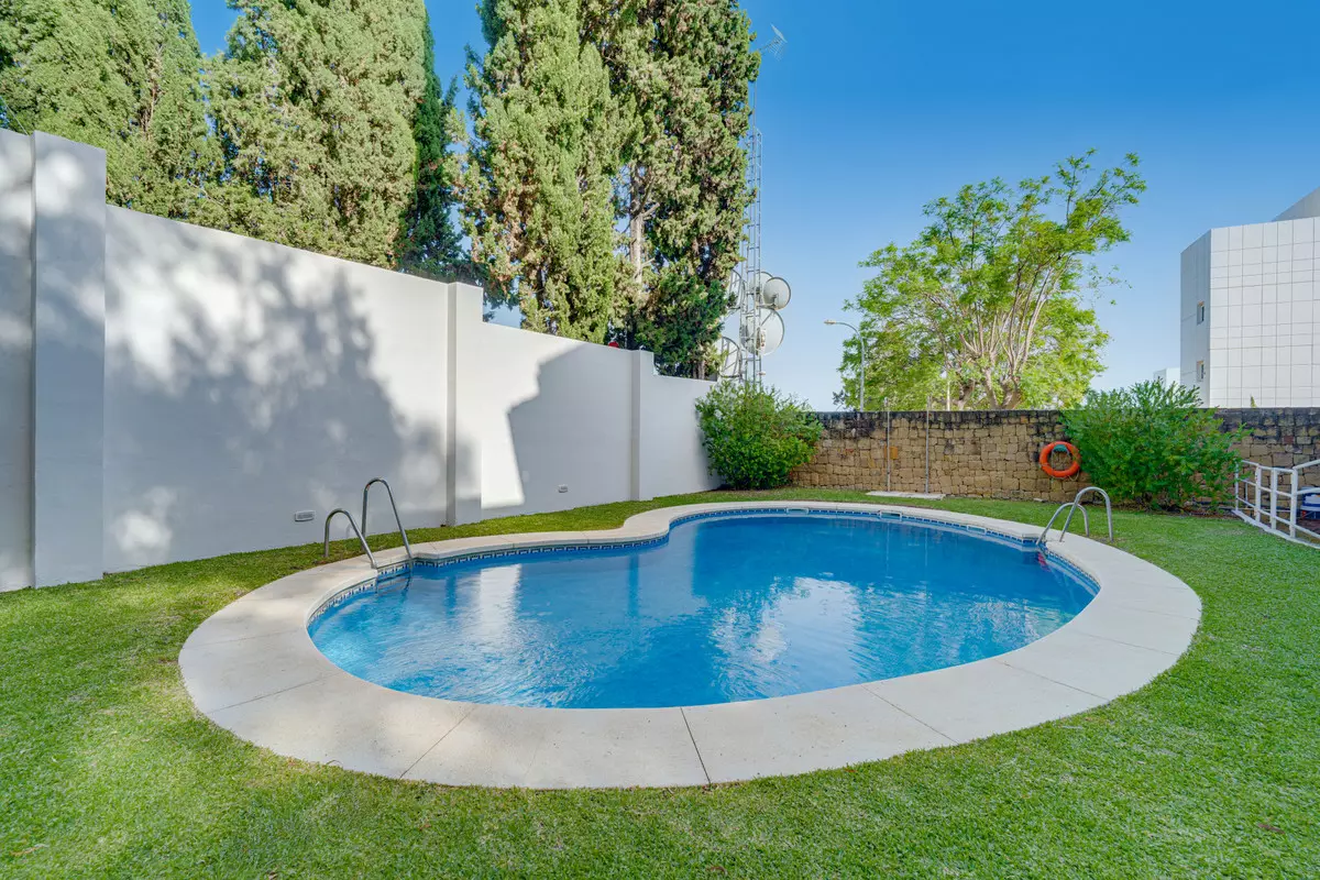 2-bedroom Apartment In Marbella, Spain (115 M²)