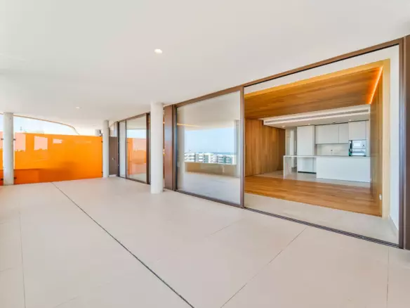 2-bedroom Apartment In Fuengirola, Spain (90 M²)
