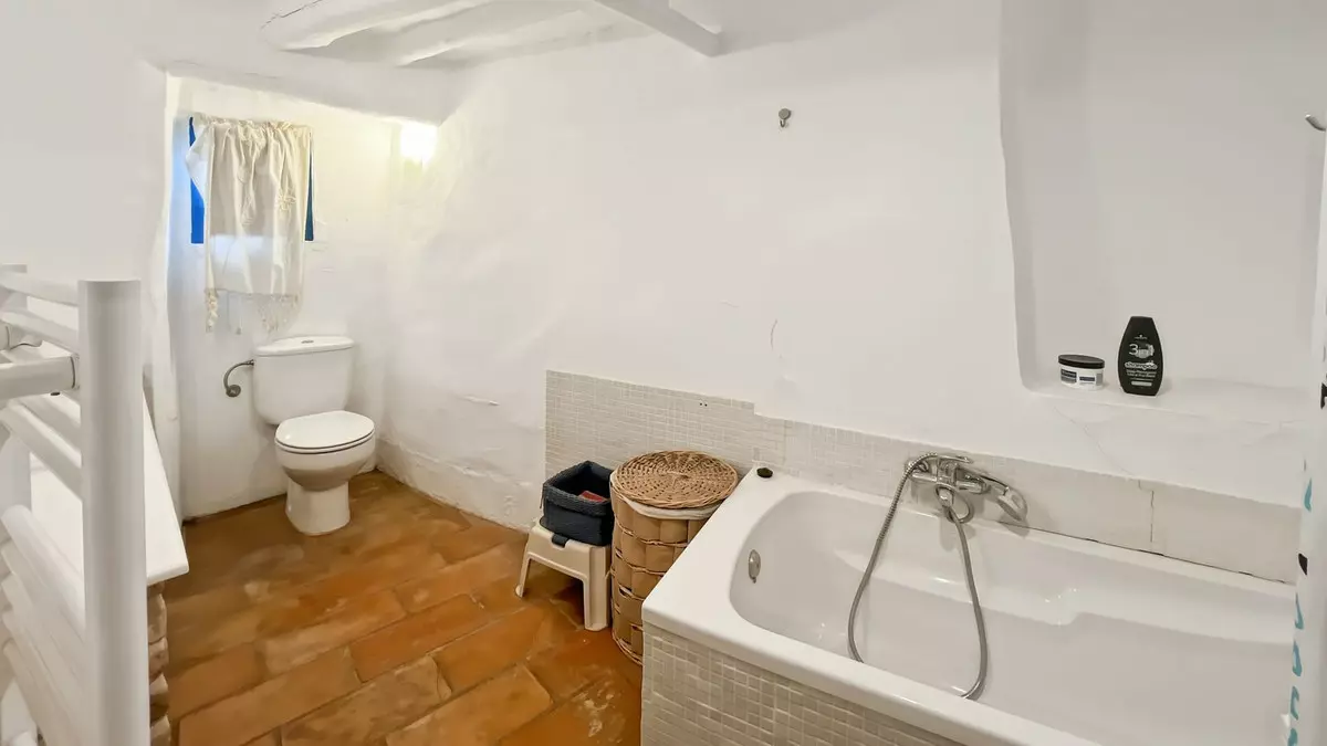 3-bedroom Town House In Villanueva Del Rosario, Spain (150 M²)