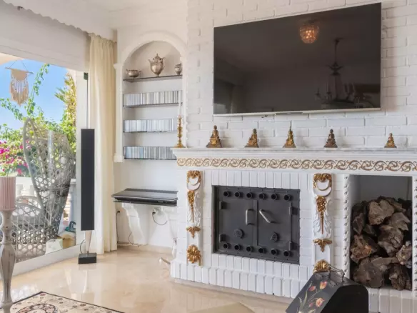 4-bedroom Villa In Benalmádena, Spain (226 M²)