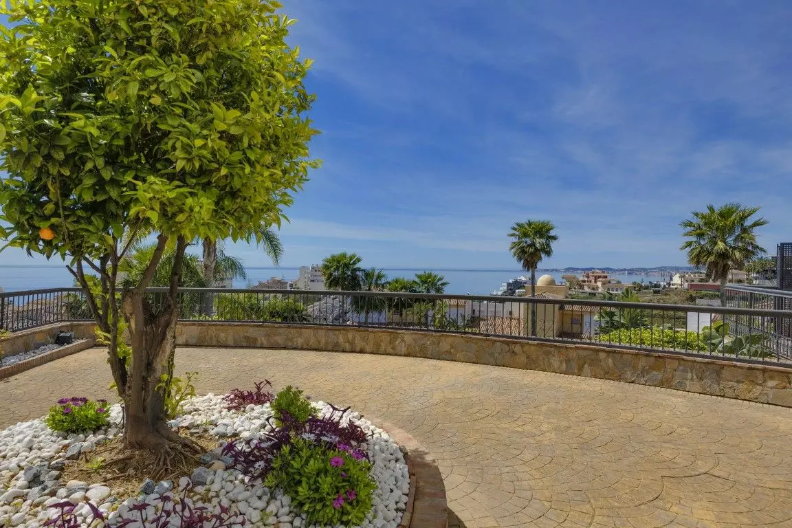3-bedroom Apartment In Benalmádena, Spain (83 M²)
