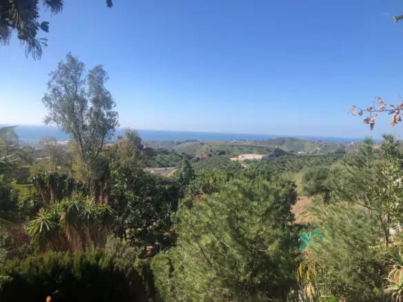 3-bedroom Villa In Vélez – Málaga, Spain (305 M²)