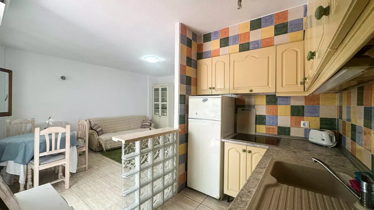 2-bedroom Apartment In Orihuela, Spain (52 M²)