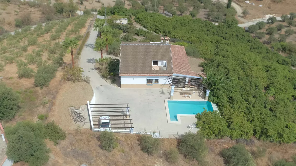 5-bedroom Villa In Coín, Spain (450 M²)