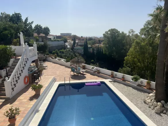 5-bedroom Villa In Benalmádena, Spain (350 M²)