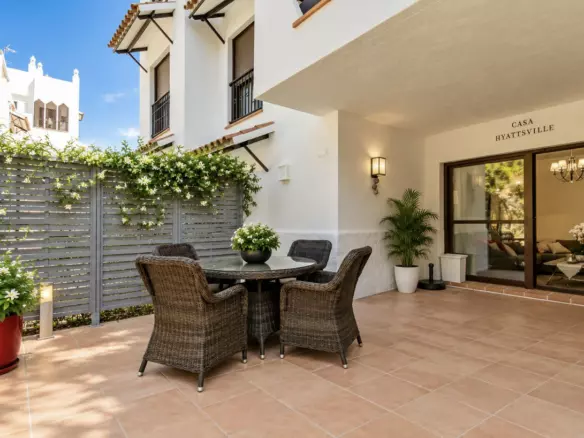 2-bedroom Apartment In Estepona, Spain (96 M²)