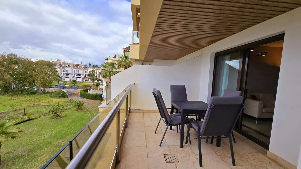 2-bedroom Apartment In Manilva, Spain (100 M²)