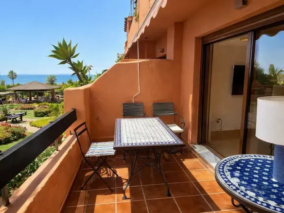 2-bedroom Apartment In Estepona, Spain (120 M²)