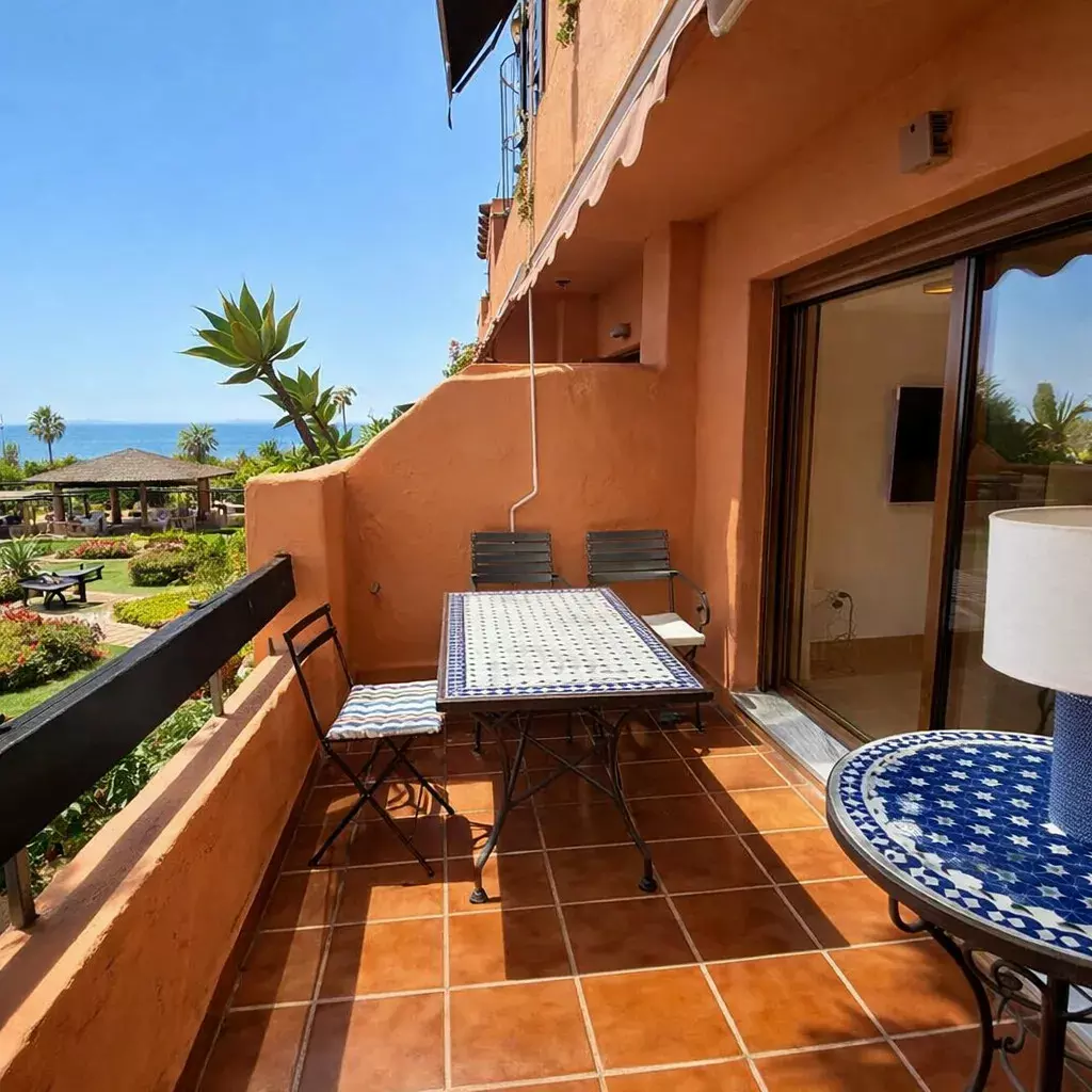 2-bedroom Apartment In Estepona, Spain (120 M²)