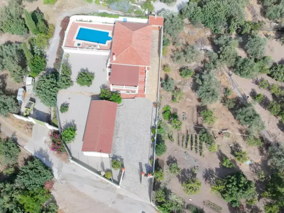 4-bedroom Villa In Periana, Spain (157 M²)