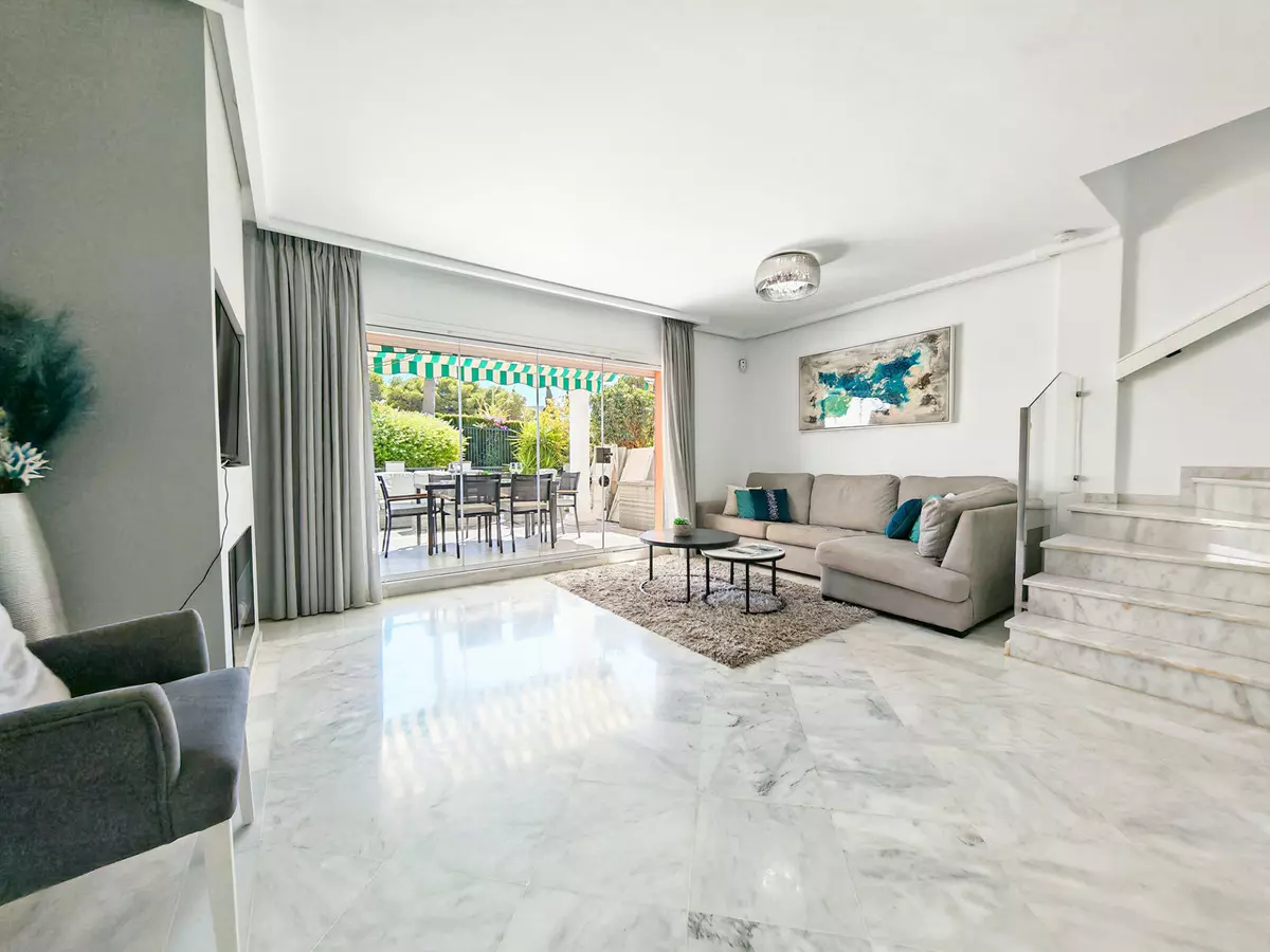 4-bedroom Town House In Marbella, Spain (157 M²)