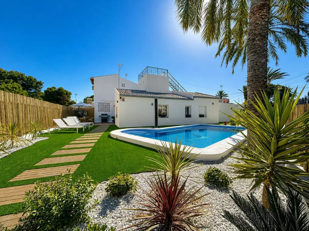 4-bedroom Semi In Orihuela, Spain (104 M²)