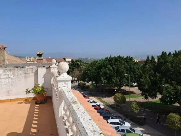 5-bedroom Apartment In Alhaurín De La Torre, Spain (399 M²)