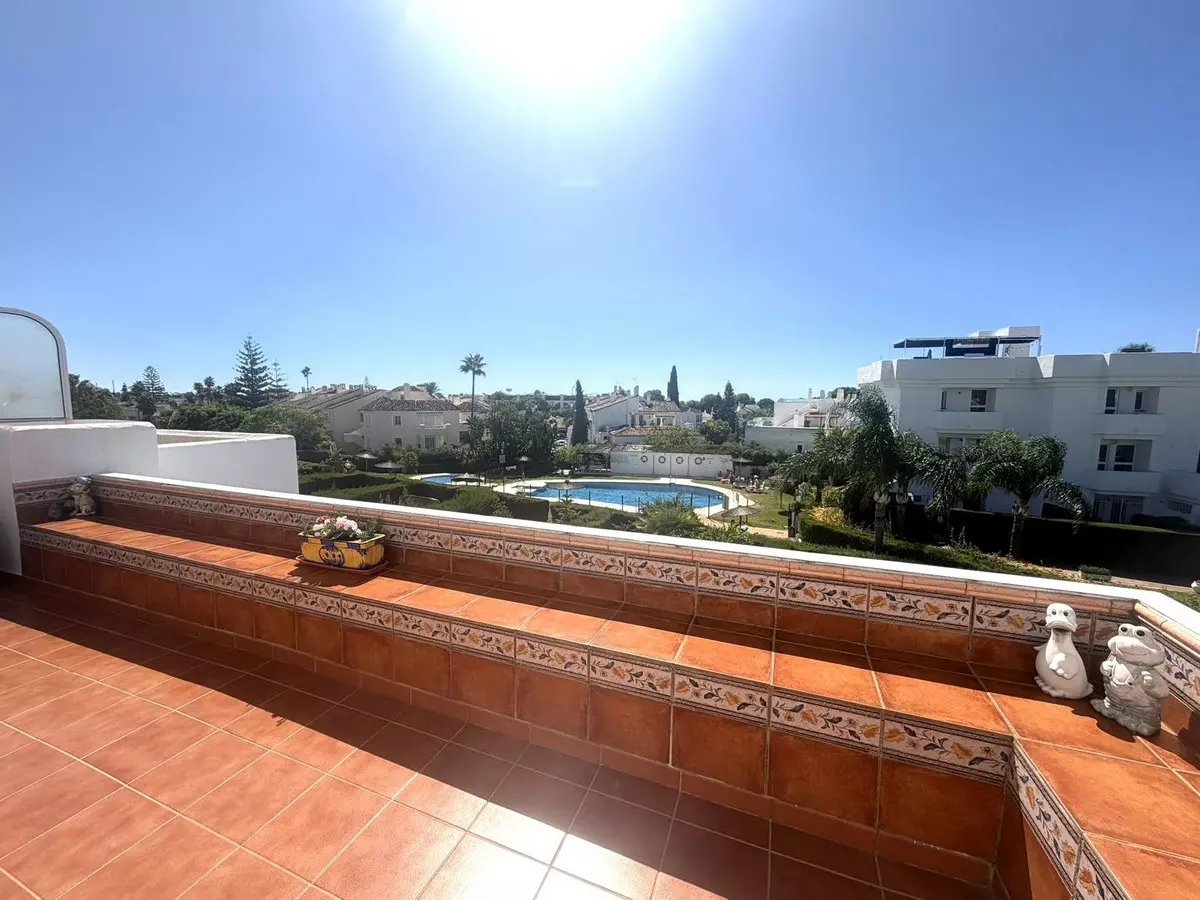 3-bedroom Apartment In Estepona, Spain (115 M²)
