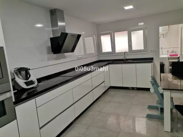 3-bedroom Apartment In Málaga, Spain (113 M²)