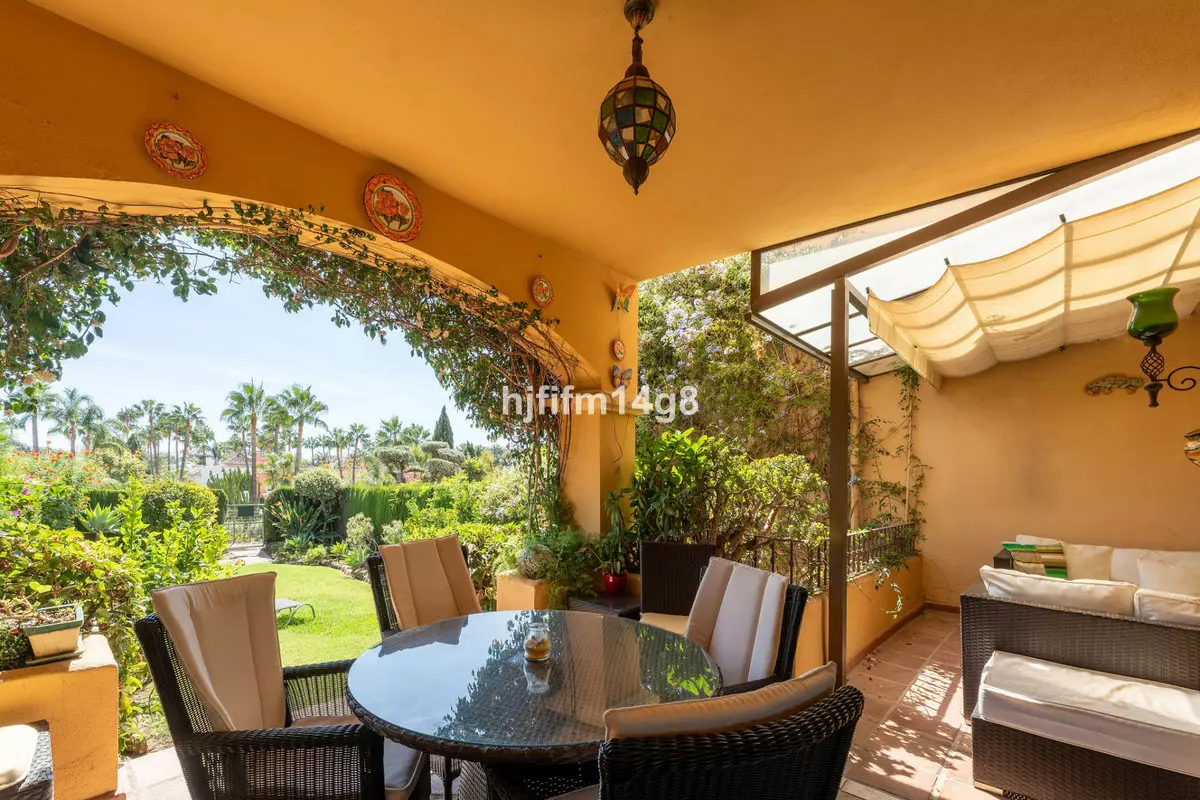 4-bedroom Town House In Marbella, Spain (280 M²)