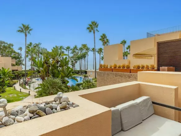 2-bedroom Apartment In Estepona, Spain (129 M²)