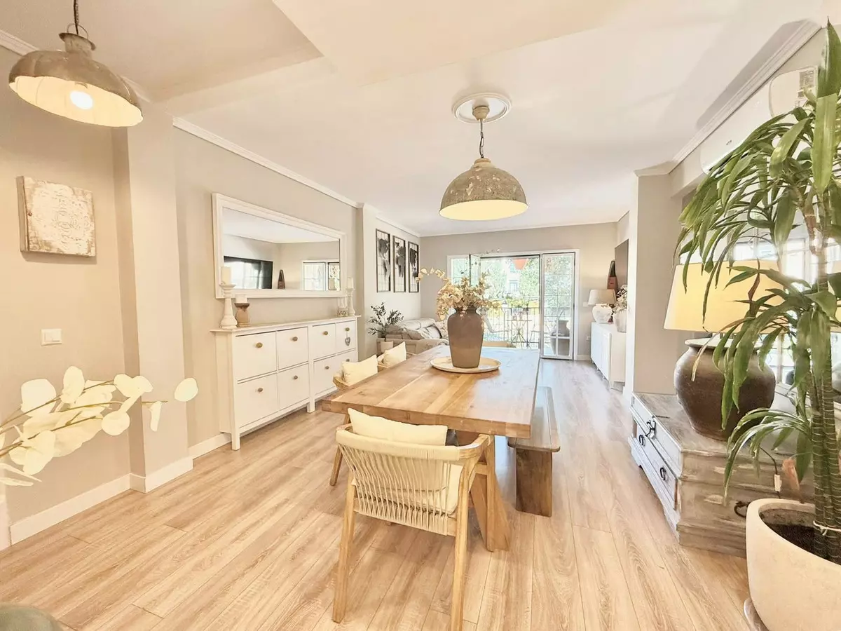 2-bedroom Apartment In Fuengirola, Spain (80 M²)