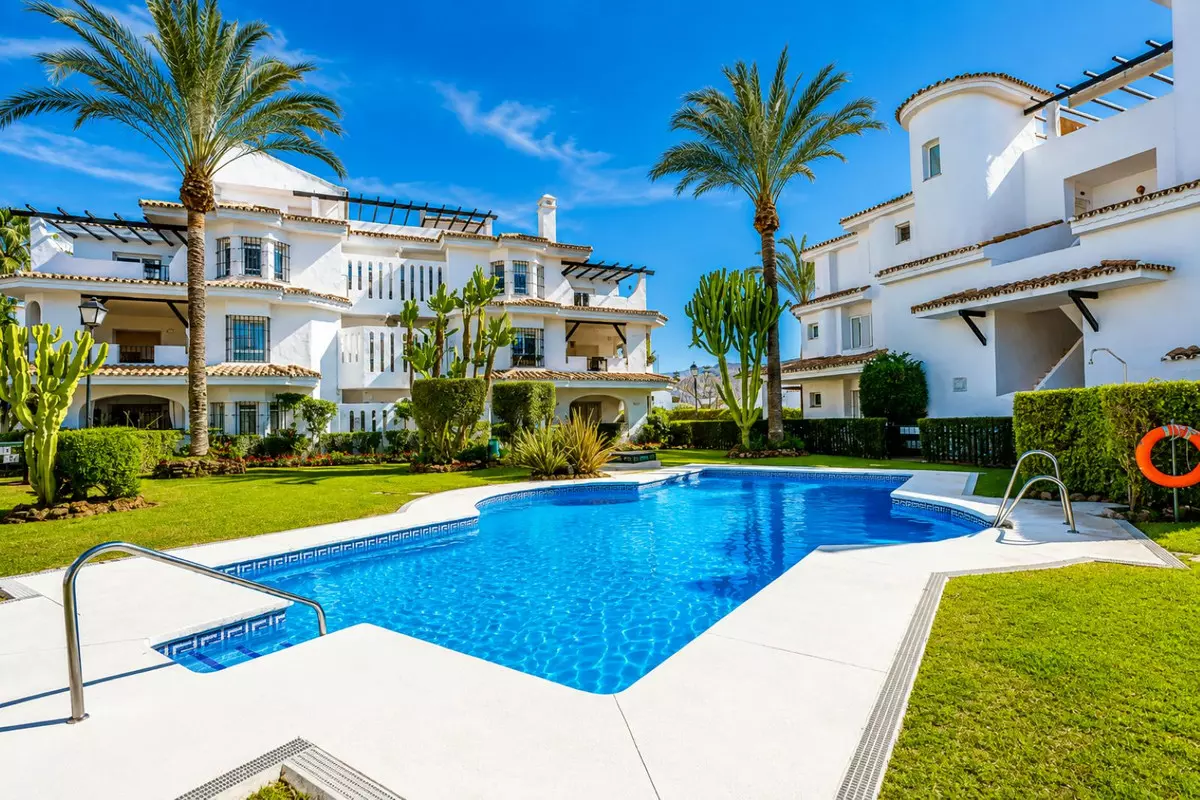 2-bedroom Apartment In Marbella, Spain (110 M²)