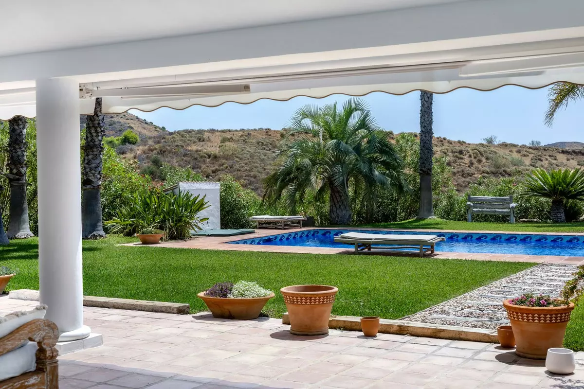 4-bedroom Villa In Alhaurín El Grande, Spain (213 M²)