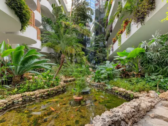 2-bedroom Apartment In Marbella, Spain (127 M²)