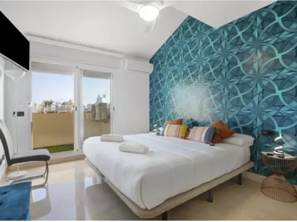 3-bedroom Apartment In Benalmádena, Spain (202 M²)