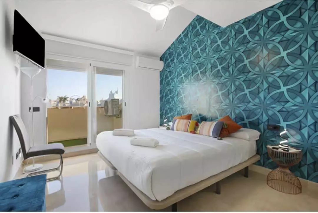 3-bedroom Apartment In Benalmádena, Spain (202 M²)