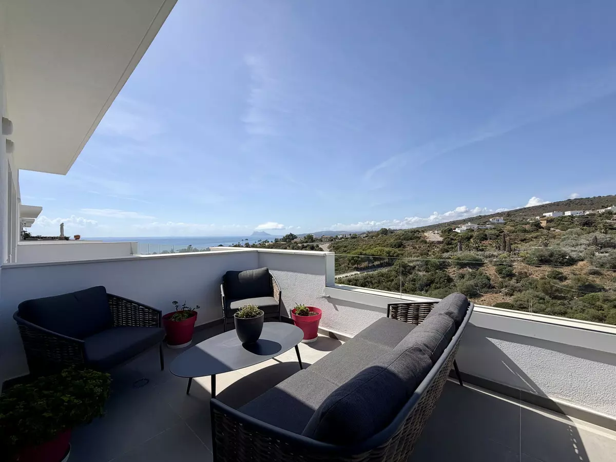 3-bedroom Apartment In Manilva, Spain (121 M²)