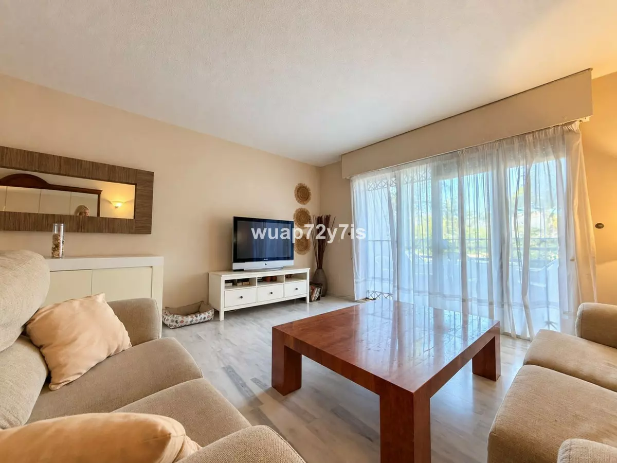 3-bedroom Apartment In Estepona, Spain (120 M²)