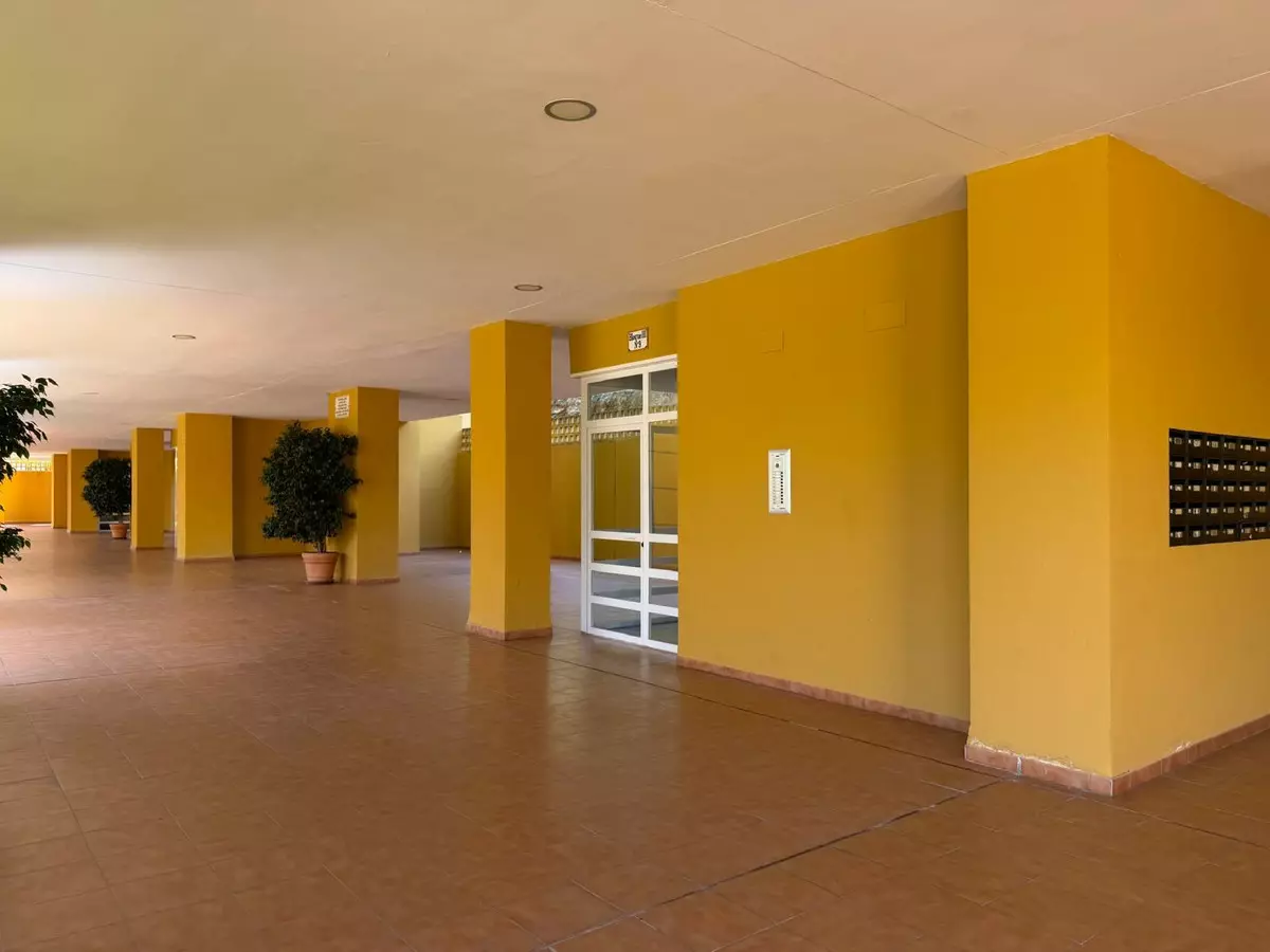 2-bedroom Apartment In Estepona, Spain (80 M²)
