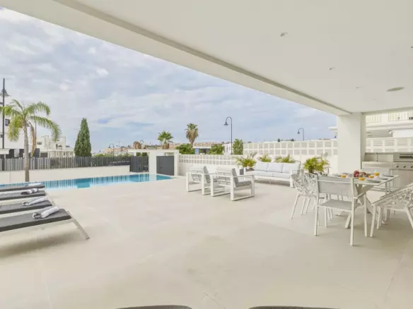 5-bedroom Villa In Mijas, Spain (420 M²)