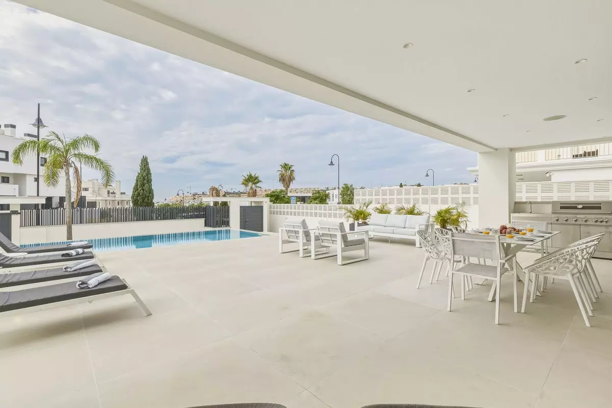 5-bedroom Villa In Mijas, Spain (420 M²)
