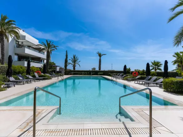 2-bedroom Apartment In Benahavis, Spain (105 M²)